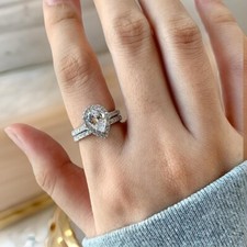 Women  s 925 Sterling Silver 3 CT Pear Cut Simulated Diamond Engagement Ring