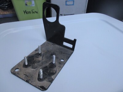 Electrical Harness Chassis Solenoid Relay Bracket Mount Fits: GEHL V400