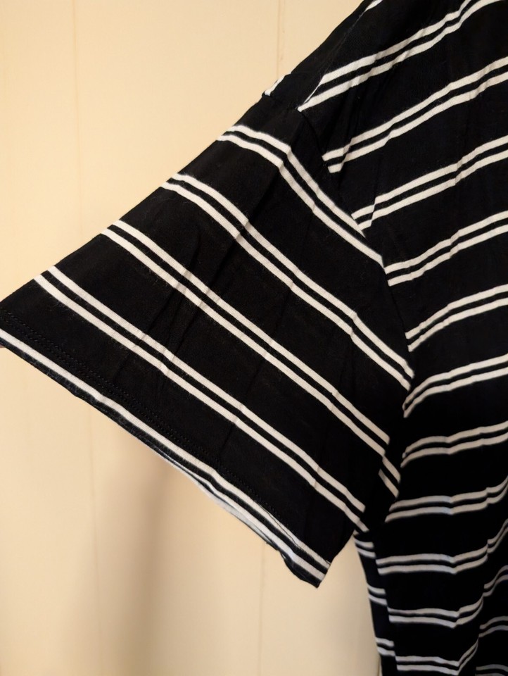 Time and Tru Womens XXXL (22) Navy Blue Striped V Neck T-Shirt Top ...