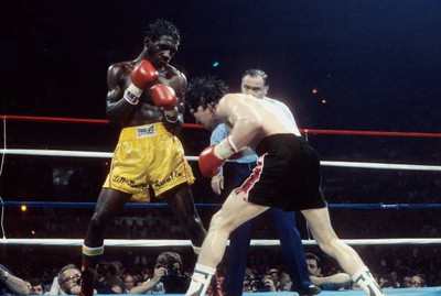Livingstone Bramble Looks To Land A Punch Aganst Ray Mancini Old Boxing Photo