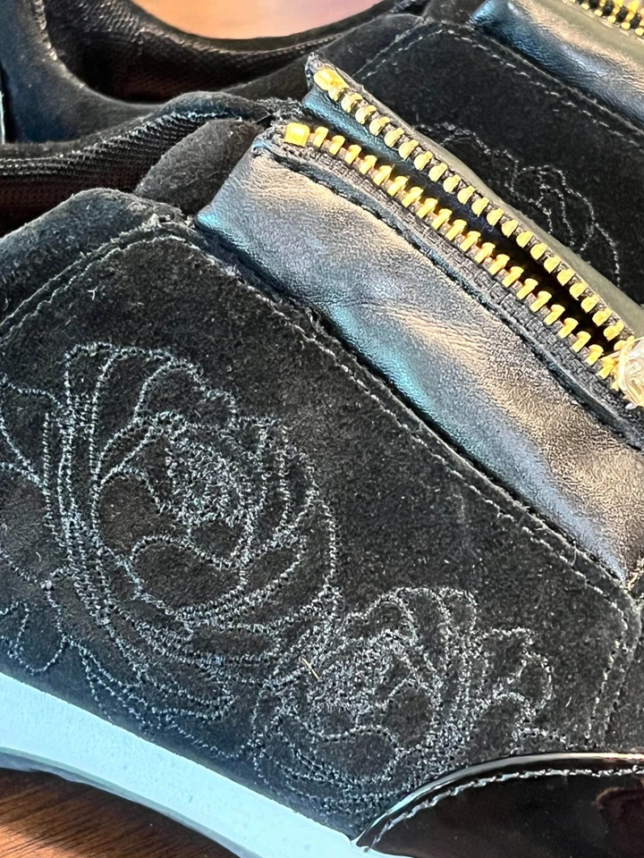 NUEVO Zapatos sin cordones para mujer Taryn Rose negros de gamuza y charol talla 6,5 Foto 2 de 4