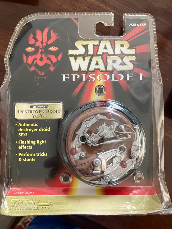 1999 Star Wars Episode I Destroyer Droid YO-YO Tiger Electronics  Unopened/New