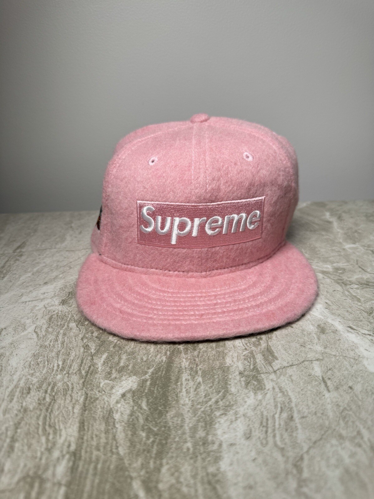 Supreme Brushed Wool Box Logo New Era®