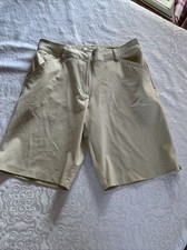Women  s Nike Golf Size 10 Light Tan Shorts