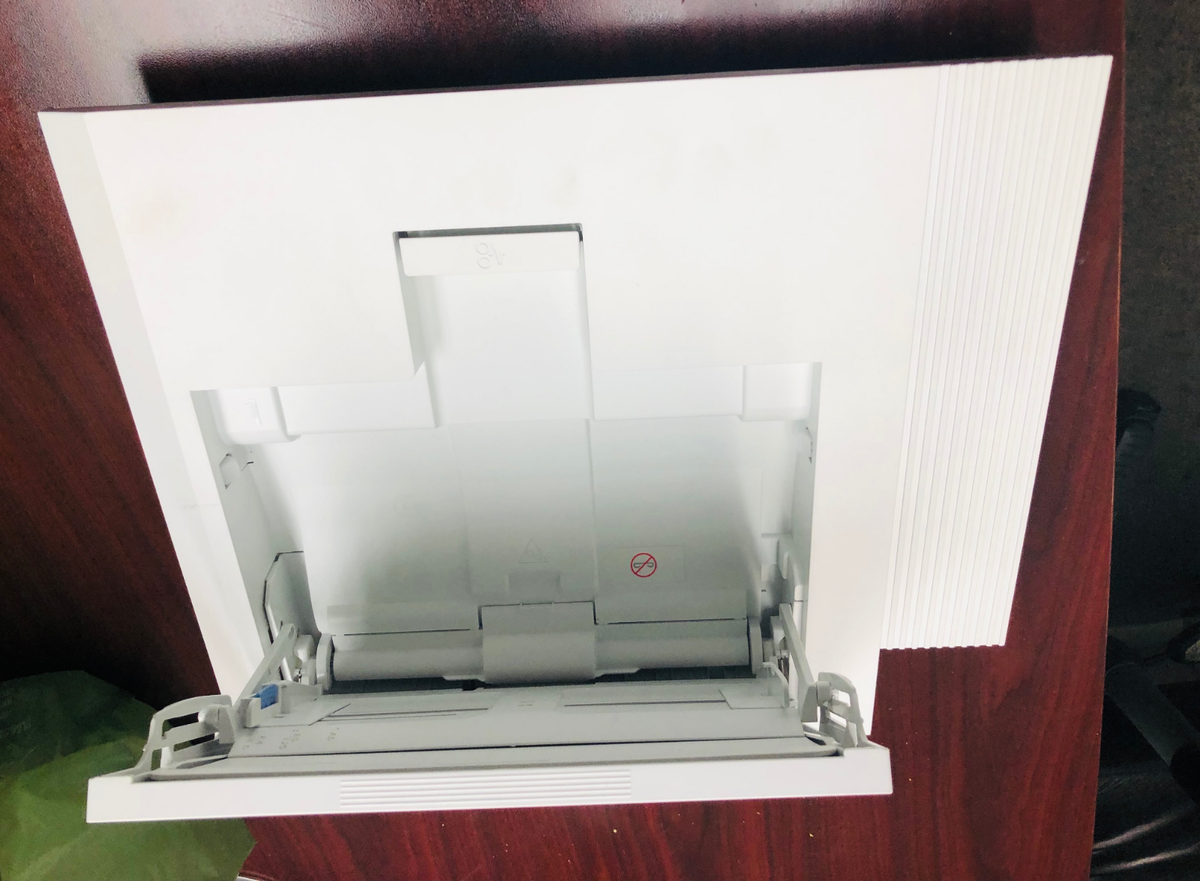 RM2-6622-Right Door Assembly.-Tray1 For LJ M652, M653, M681, M682