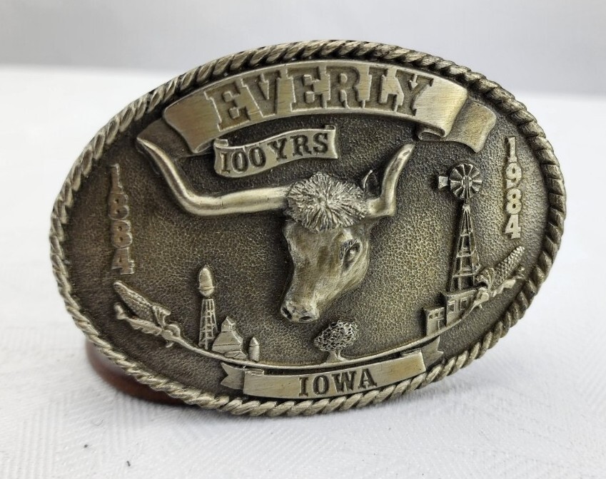 100 YEARS EVERLY IOWA COMMEMORATIVE CATTLE BELT BUCKL… Gem
