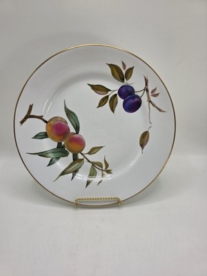 Royal Worcester Evesham Gold Dinner Plate 10 1/8 Inch Near Mint Condition
