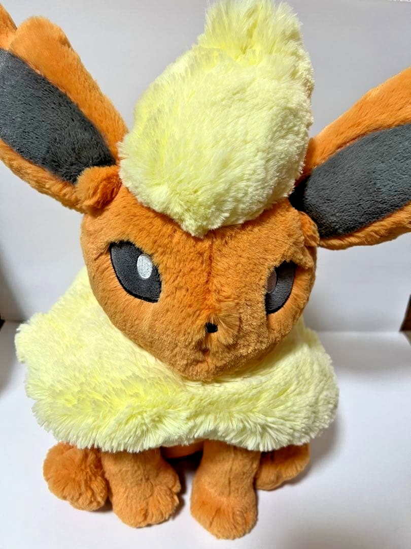 Pokemon Center Original Plush Doll Fuwa Fuwa Dakko Flareon Pokémon