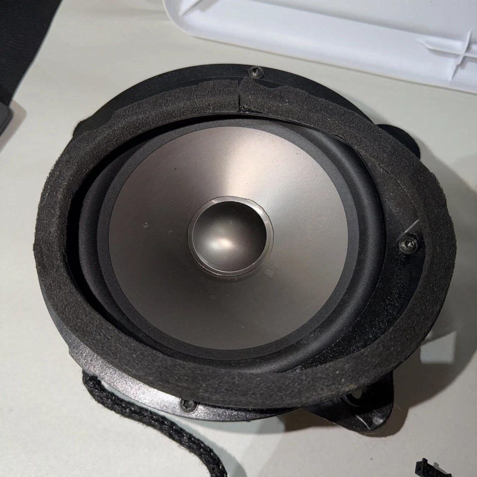 04-08 Chrysler Crossfire Altavoz Audio Puerta Izquierda Y Derecha con Juego de 4 Tweeters Foto 3 de 4