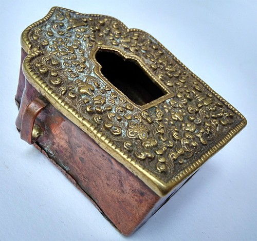 Ancien reliquaire en cuivre et laiton Ghau Tibet 19e - Picture 2 of 8