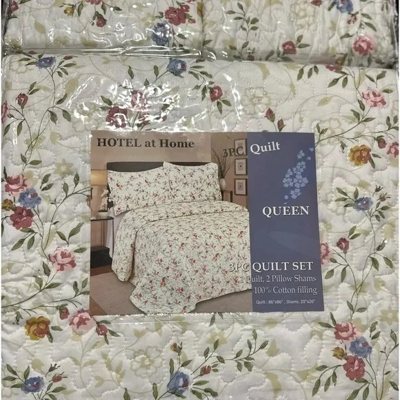 Juego de 3 edredones Hotel at home Queen estampado floral rosa y malva Foto 2 de 4