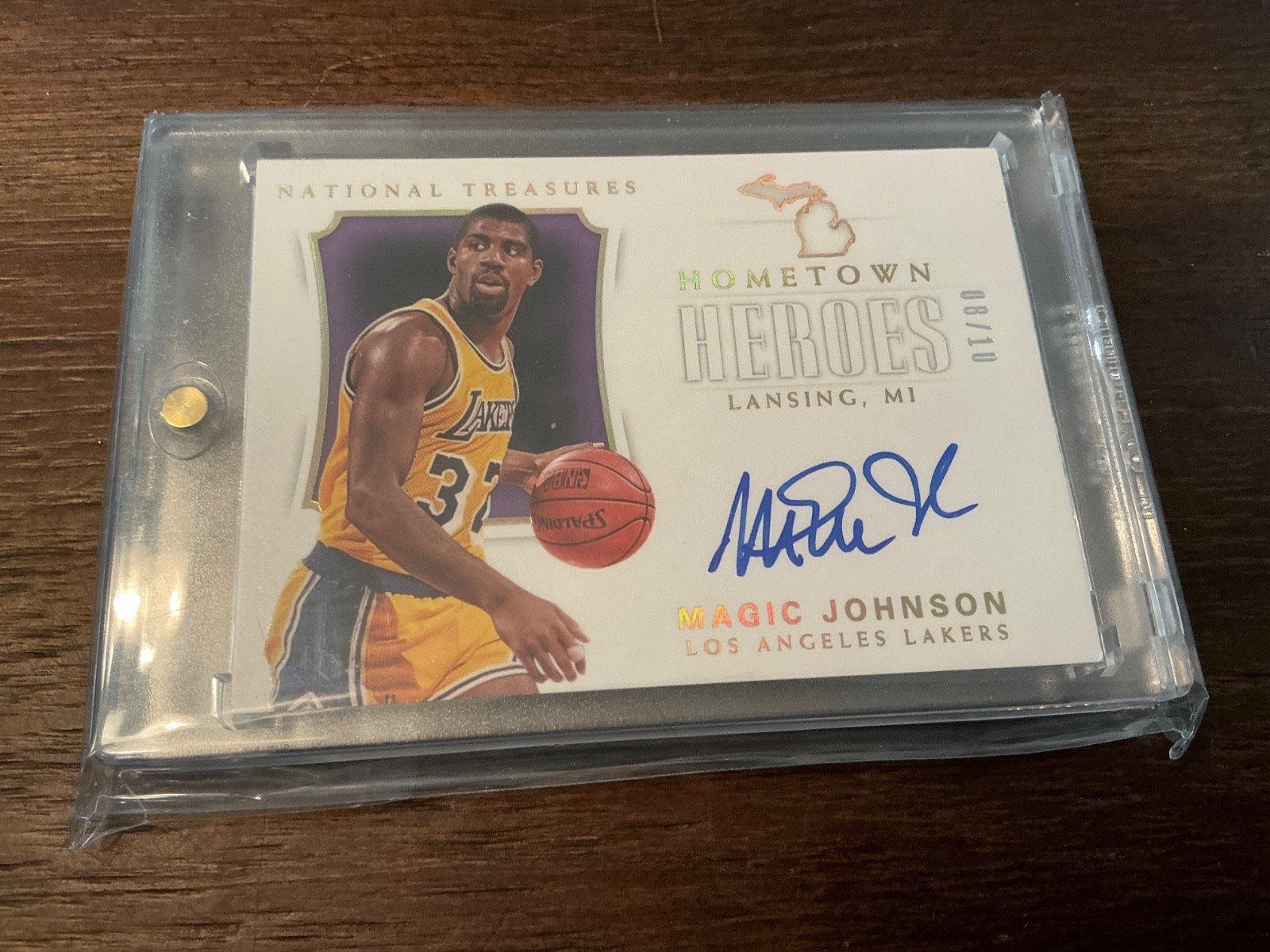 2017-18 NATIONAL TREASURES MAGIC JOHNSON AUTO 8/10 HOMETOWN HEROS
