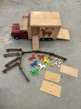 Vintage 1960  s Buddy L Stables Horse Transport Truck Spring Suspension See Pics
