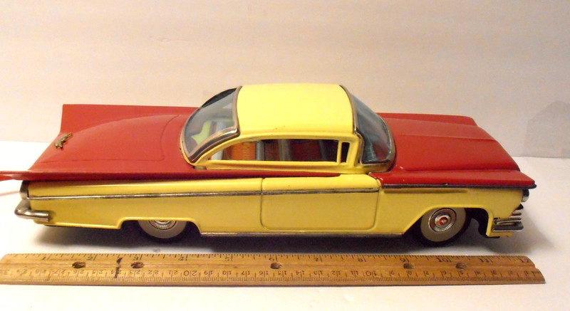 Vintage Cragston Battery Operated Tin 12" *1959 CHEVROLET* Remote Control Car
