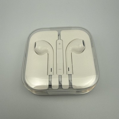 Apple Wired Earbuds Auxillary I Phone 6/5/4 Sealed