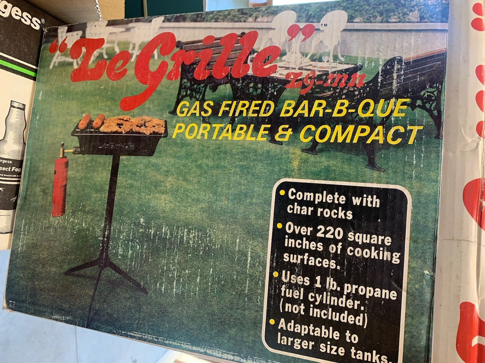 “Le Grille” Portable Outdoor Gas Grill Compact BBQ Cooker Tailgate Stand Vtg NOS