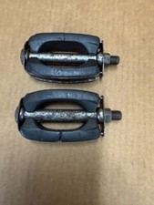 Schwinn 1968 Stingray 5 Speed Krate Bow Pedals