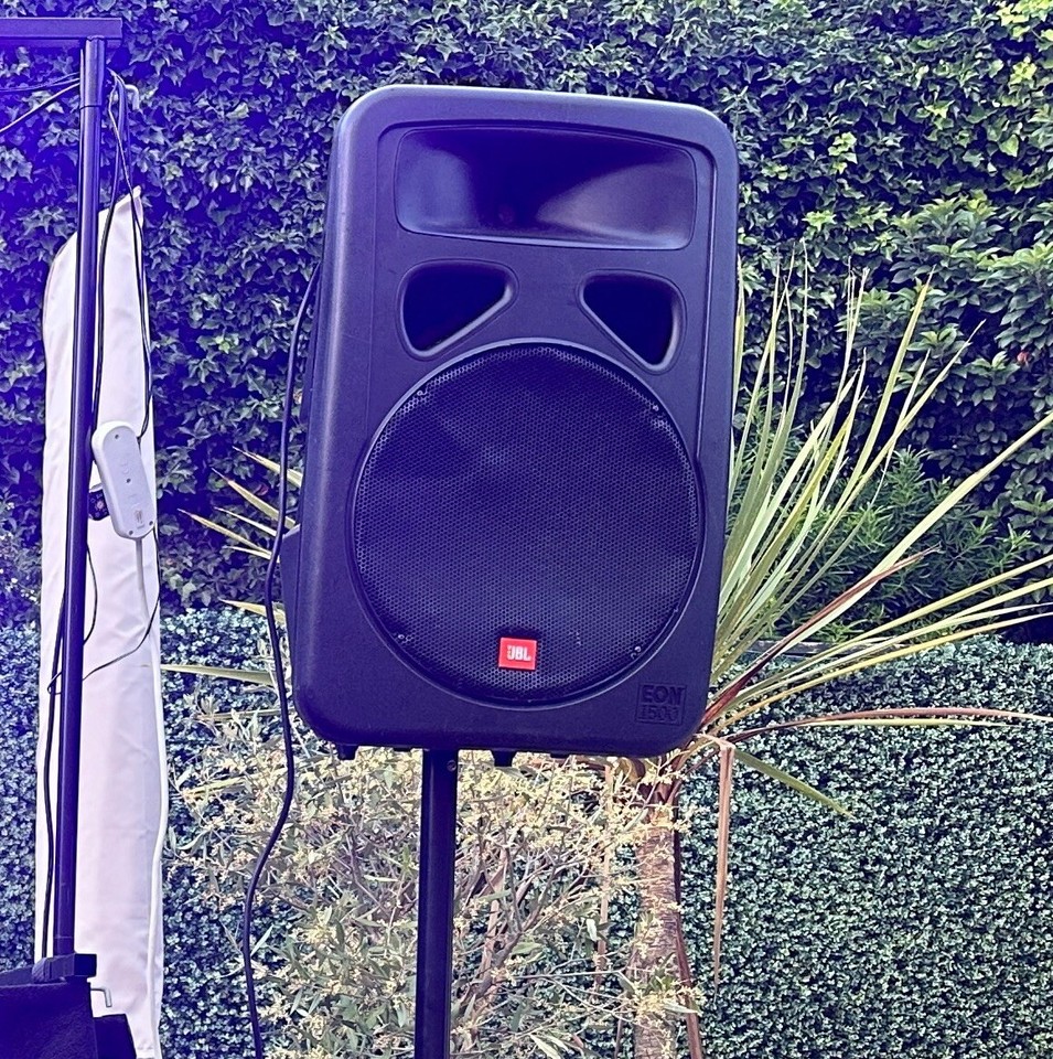 JBL EON 1500 2 WAY STAGE SPEAKERS / MONITORS EON150010319 by Harman eBay