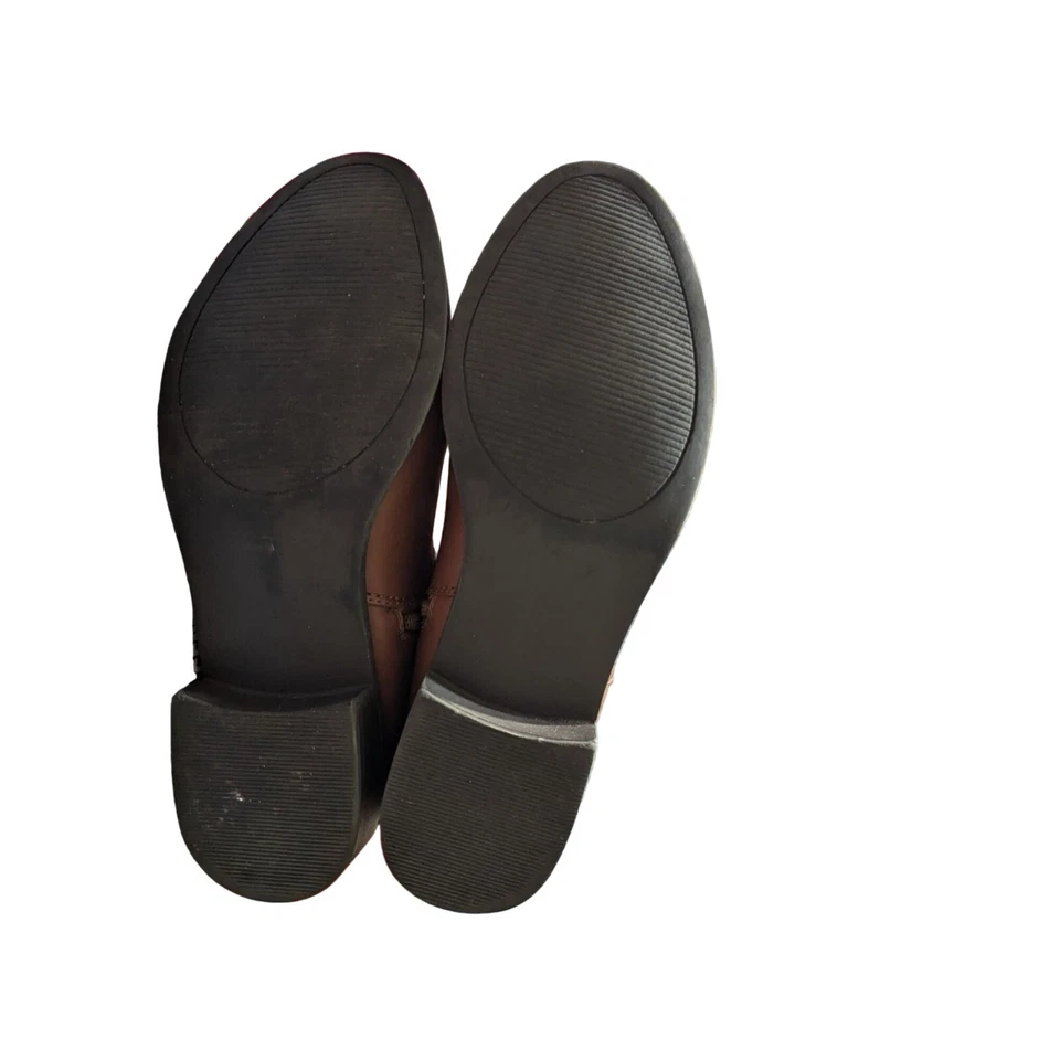 Botas de montar Rampage de cuero marrón hasta la rodilla con cremallera lateral y tacón bajo talla 8 Foto 4 de 4