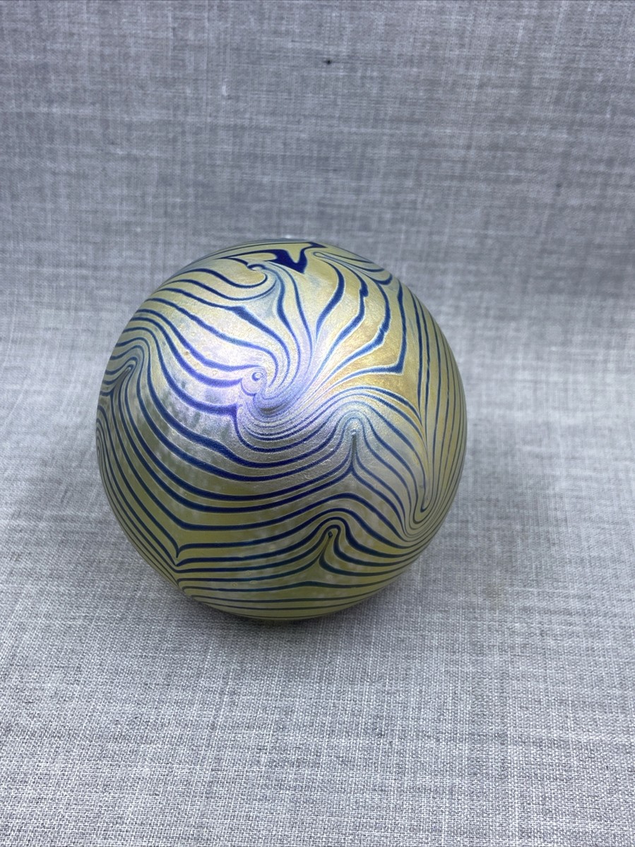 Vintage Orient & Flume Art Glass Wave Pattern Iridescent