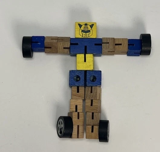 Figura de acción cambiable de madera Transformer Toy Robot Foto 2 de 4