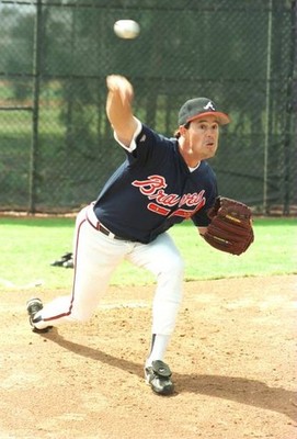 Pitcher Greg Maddux Atlanta Braves focuses on the target while thr- Old Photo