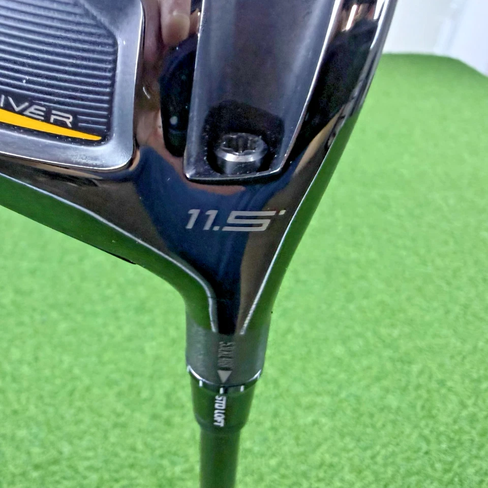 Driver quádruplo TaylorMade R7 11,5° destro Fujikura Speeder MD eixo rígido GP aderência jumbo - Imagem 2 de 4