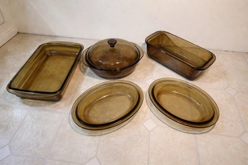 Vintage PYREX Corning Cookware Bakeware Amber Glass 5 Piece Lot w/ lid