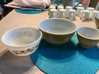 Pyrex Spring Blossom Crazy Daisy Set of 3 Mixing Bowls 401, 402, 403 Vintage