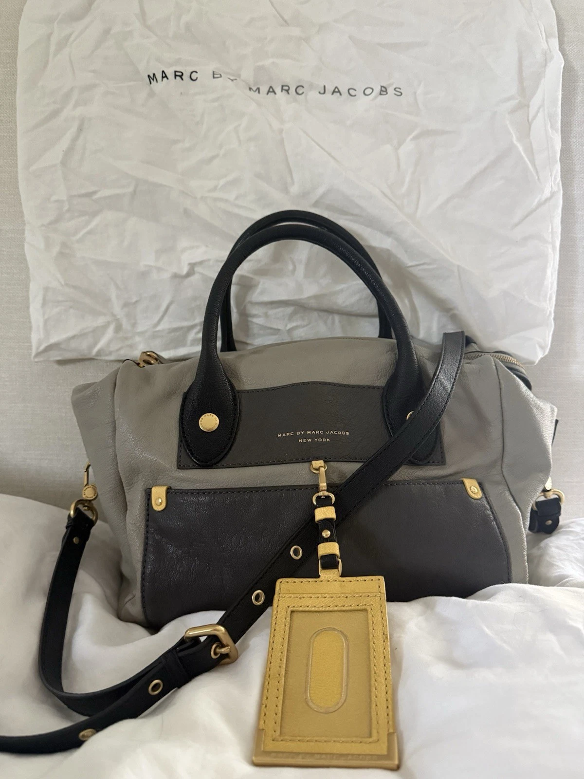 Marc by Marc Jacobs Multi Gray Silver Y2K Leather Purse Shoulder Bag w/Charm