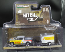 Greenlight Hitch & Tow 2019 Chevrolet Silverado & Cargo Trailer Shell 1/64