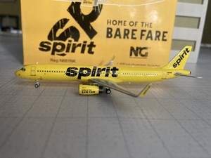 spirit airlines toy plane