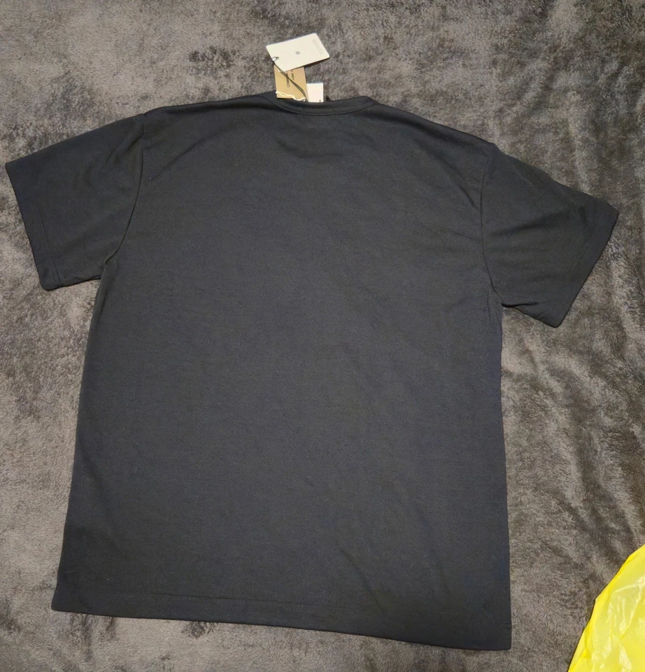 Camiseta para hombre Comme Des Garcons Homme Plus motivo labial D M Foto 2 de 3