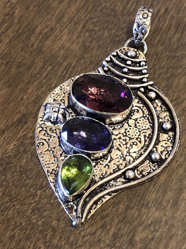 Unique Vintage 925 Sterling Pendant with Unknown Stones (Glass?) 18 grams