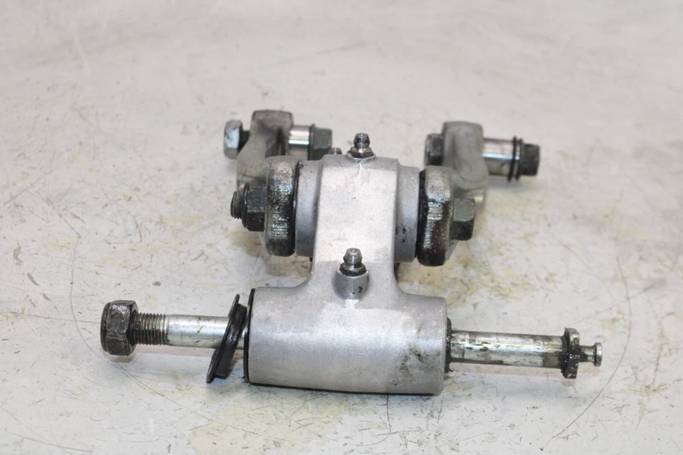 88-97 KAWASAKI NINJA 600R ZX600C OEM TRASERO DOGBONE ENLACE DE ACOPLAMIENTO Foto 2 de 4