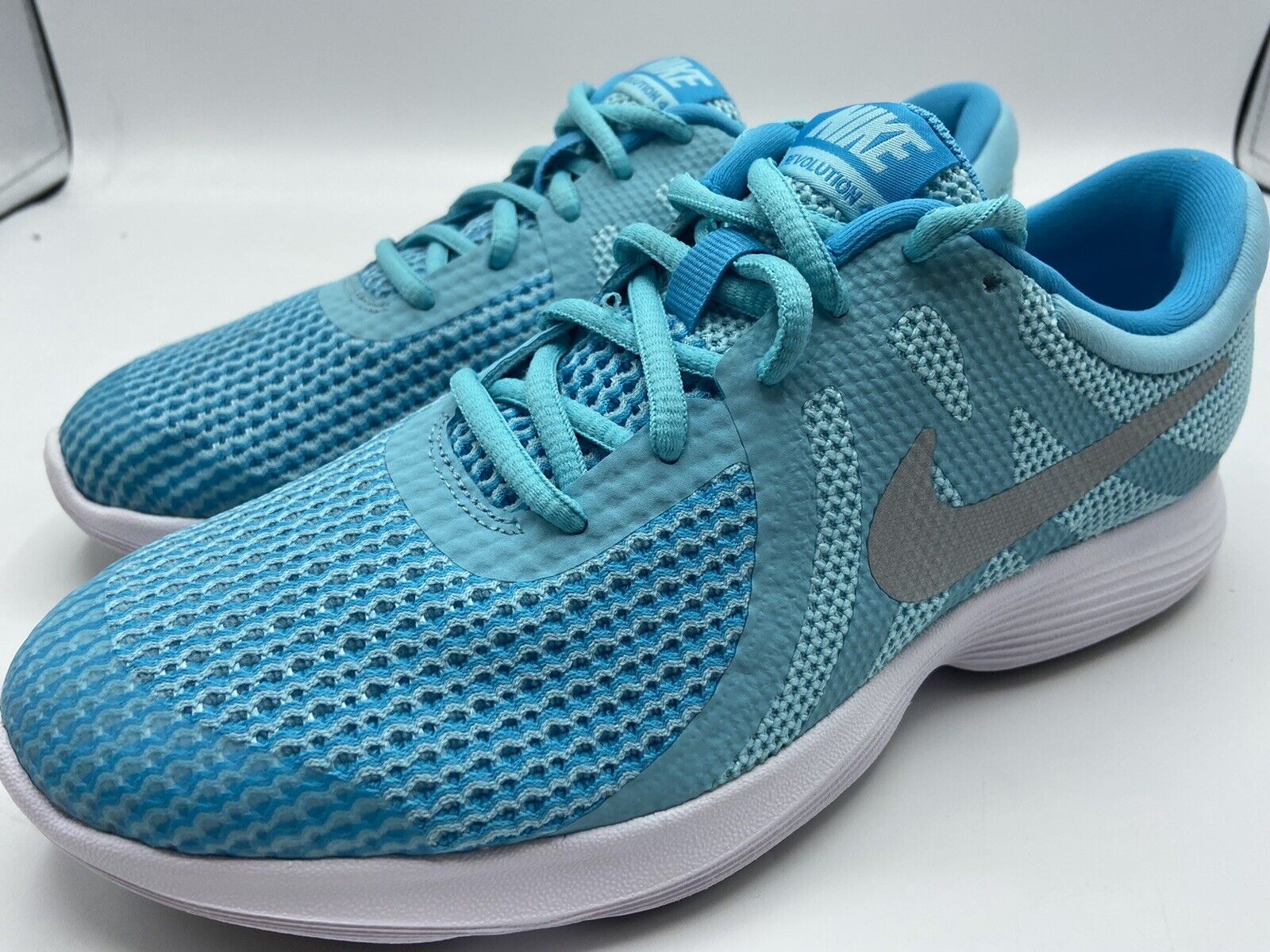 girls blue nike shoes