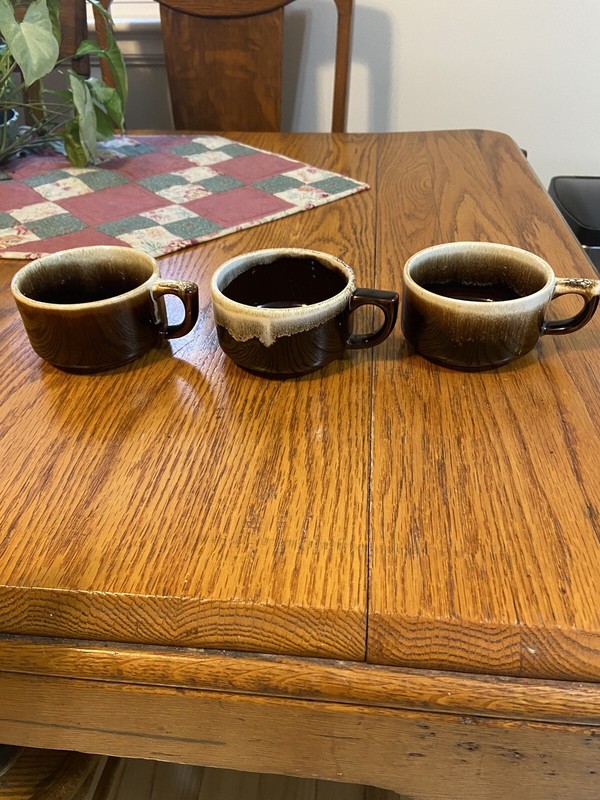 Pfaltzgraff Brown Drip Gourmet 3 Coffee Cups 2-1/4" tall - Nice shiny cups!