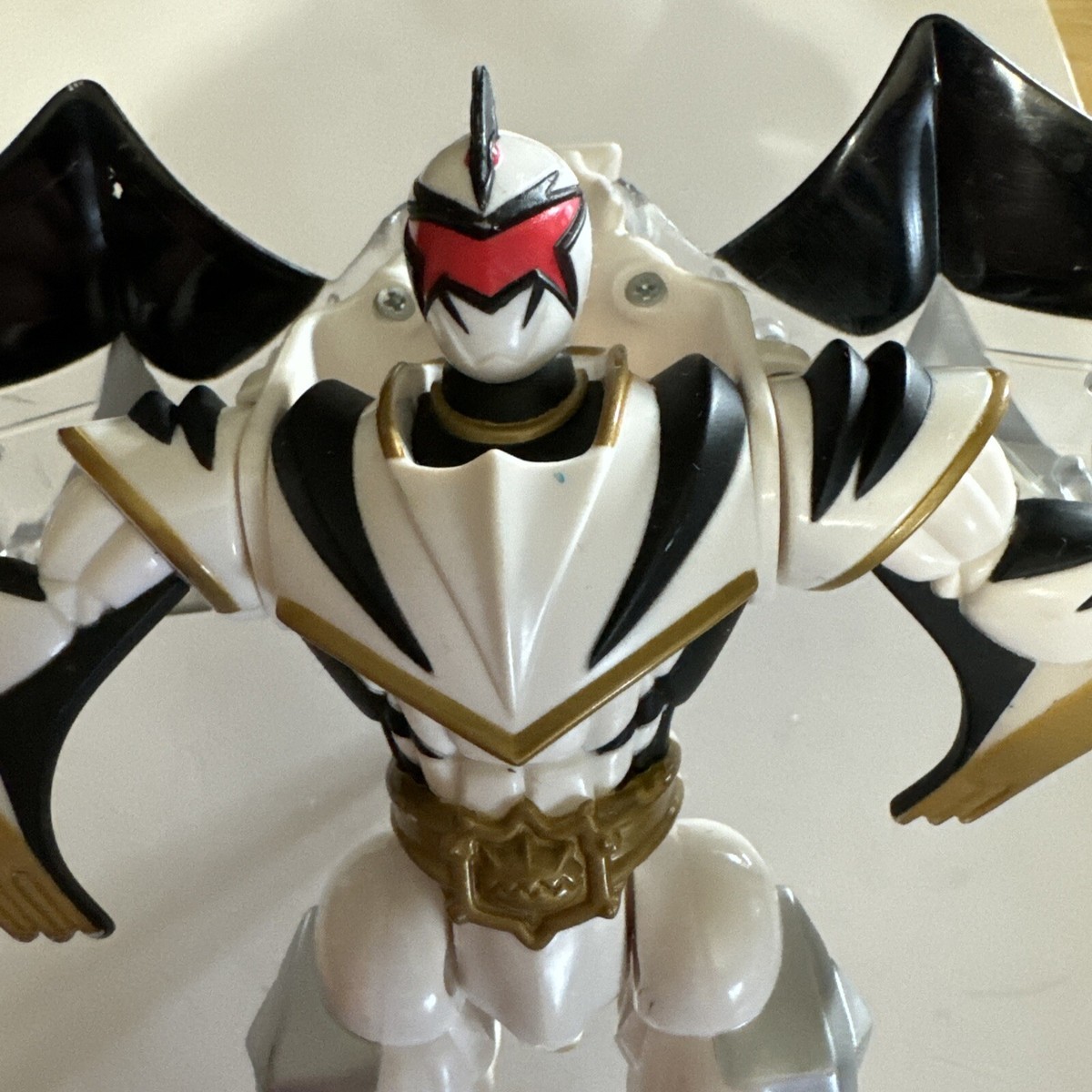 2003 Bandai Power Rangers White Dino Thunder Transforming