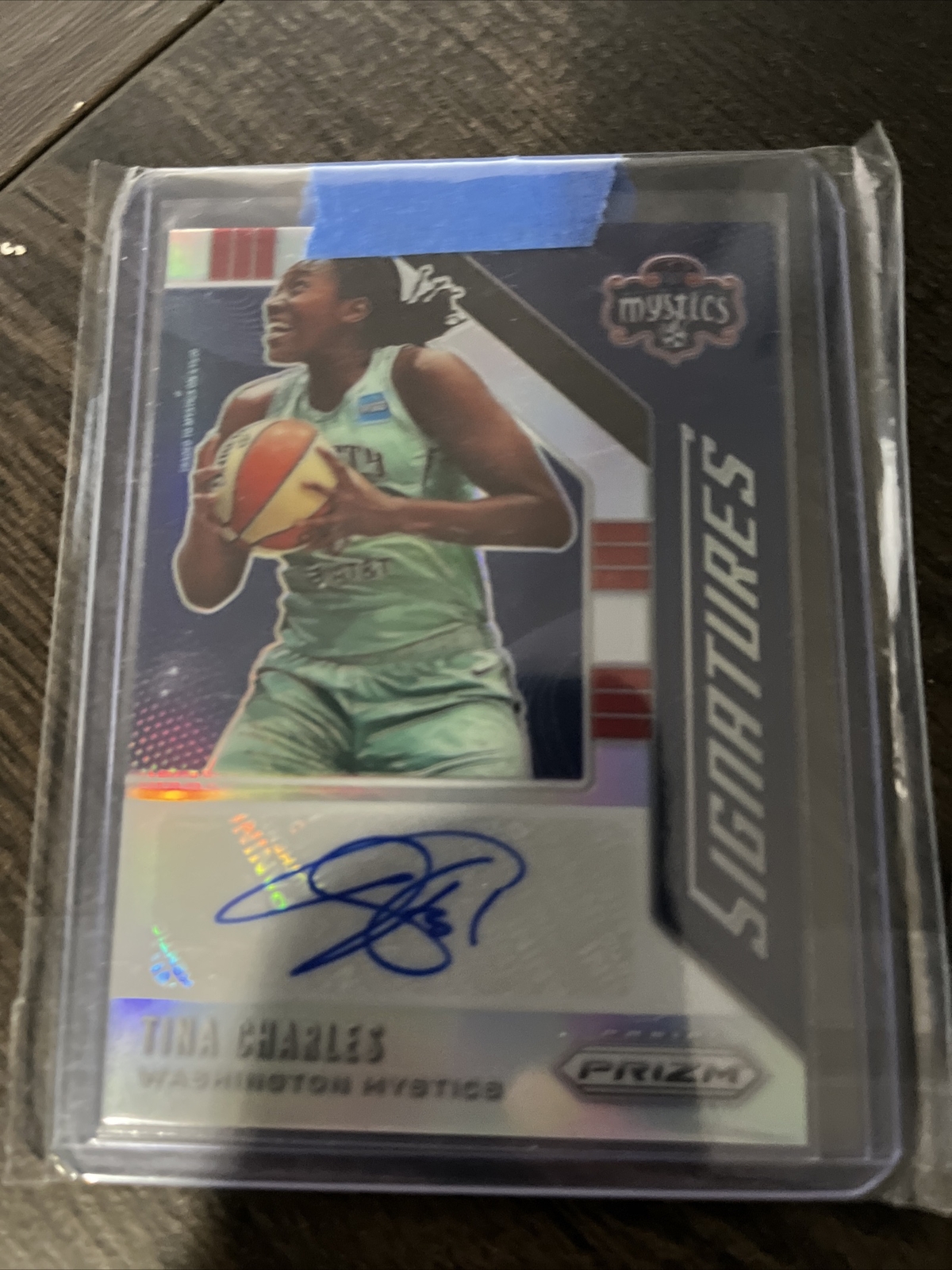 TINA CHARLES 2020 Panini Prizm WNBA Signatures Auto Card