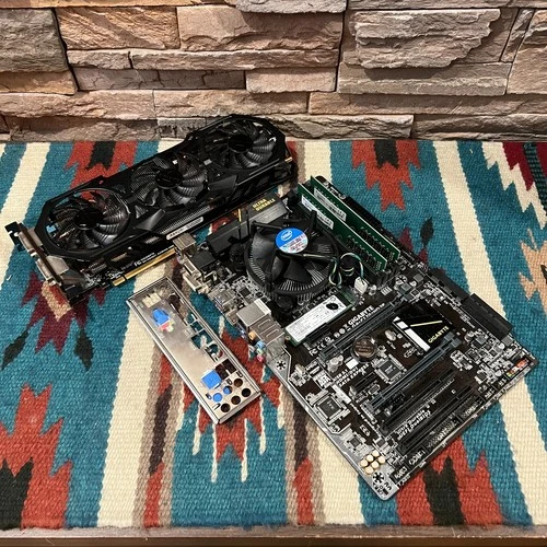 Gigabyte Z170-HD3P ATX Motherboard Combo! i7-6700 •16GB RAM •GTX970 •256 SSD W11
