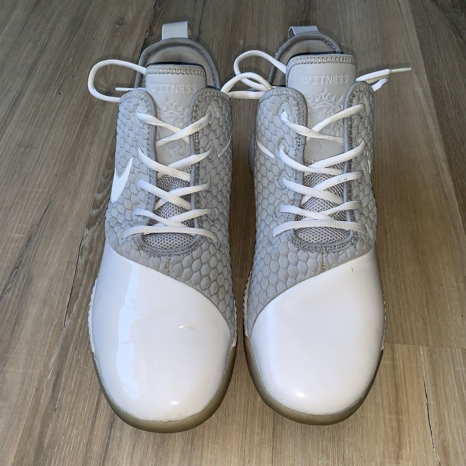 NIKE AIR LEBRON WITNESS III PREMIUM BASKETBALL TRAINER MEN SHOES WHITE Sz 13 EUC