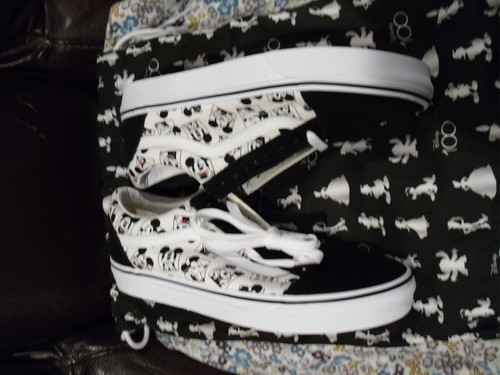 Vans Disney x Old Skool 'Many Faces of Mickey' - CUSTOM US WOMENS 9.0 🔥RARE