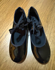 Capezio Women s Shuffle Tap Shoes Black Patent, big kid size 5