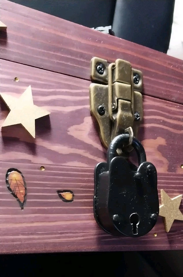 Wooden Storage Chest  - Hand Made Decorative Trunk - Hidden Key Feature - Image 3 of 4