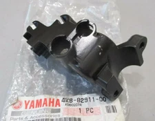 NOS 1997-2006 YAMAHA YFZ350 Banshee OEM Lever Holder 4KB-82911-00