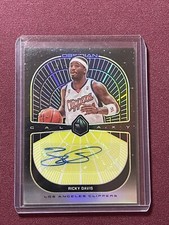 2019-20 Panini Obsidian Galaxy Electric Etch Gold /10 Ricky Davis #GA-RDV Auto