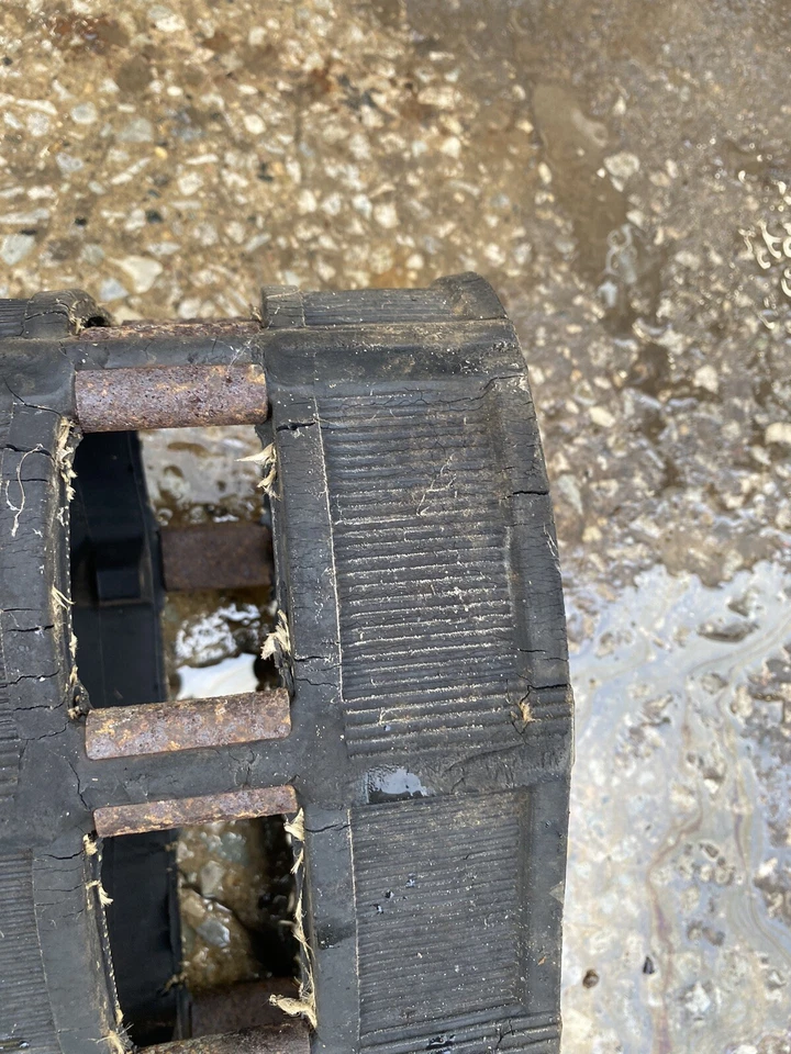 YAMAHA ENTICER ET340 Excel III fabricante de equipamento original RUBBER DRIVE TRACK 8j6-47110-01 15x108.56 - Imagem 4 de 4