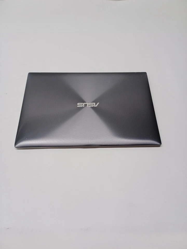 Portátil asus ux31a. Intel i5, 4 GB de RAM, sin unidad, sin sistema operativo, arranca a BIOS PROBADO Foto 3 de 4