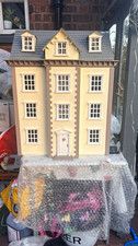 1:12 Wooden Georgian 3 Storey Doll
