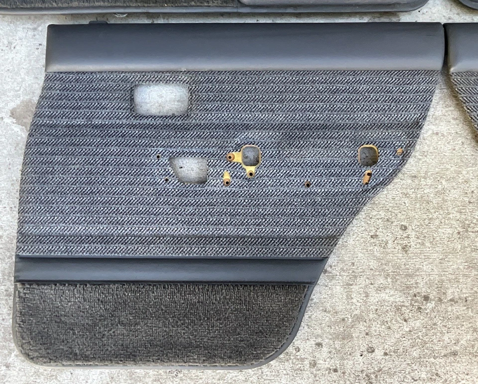 1990 - 1995 年丰田 4Runner 门板无臂架灰色布 SUV — 第 2/4 张图片